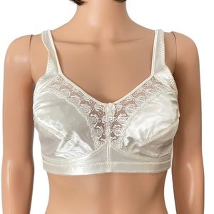 Vintage 50’s Revlon white satin pointy bra